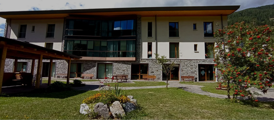 Una raccolta fondi per garantire posti letto nella RSA di Ponte di Legno.