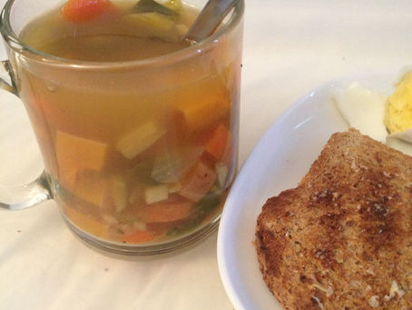 No Salt but Even More Flavour: Veggie Soup & Sprouted Grain Garlic Bread