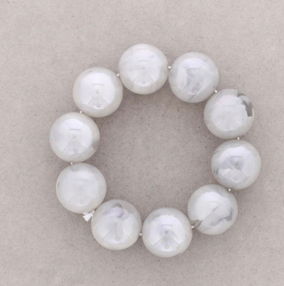 Thumbnail: Soria resin bead bracelet