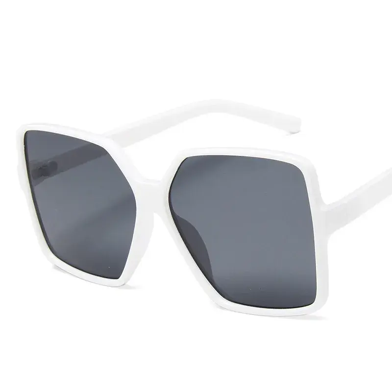 Thumbnail: Women's UV400 Oversized Gradient Sunglasses