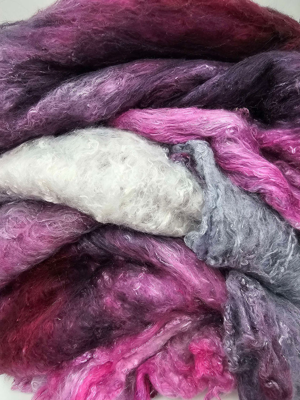 Thumbnail: Bleeding Heart Silk Lap