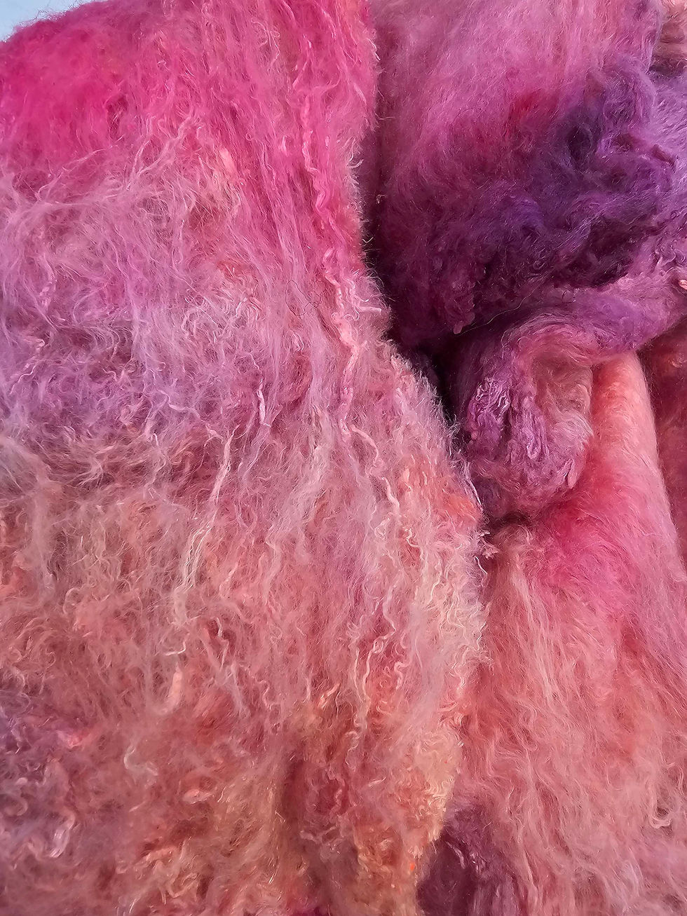 Thumbnail: Tulip Silk Lap