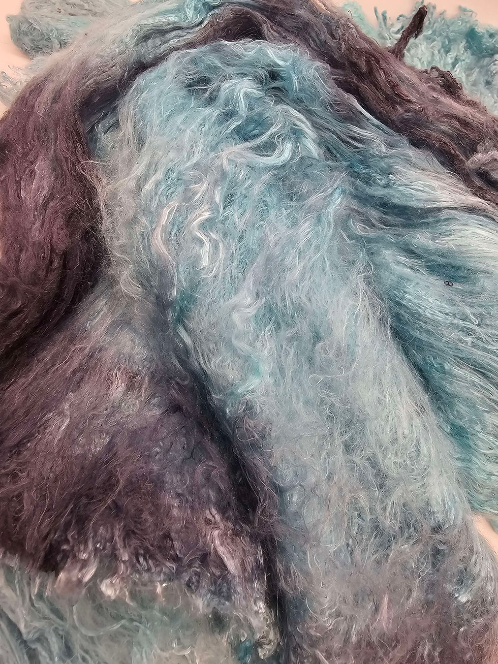 Thumbnail: Toundra Silk Lap