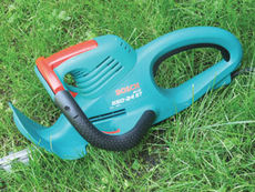 Bosch AHS 550-24 sövénynyíró