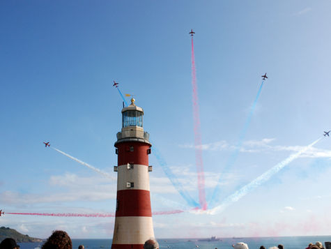 Red Arrows returning for Plymouth Armed Forces Day 2019