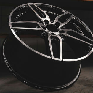 Éclat Diamanté : La Magie des Jantes Alu Diamantées pour Votre Véhicule