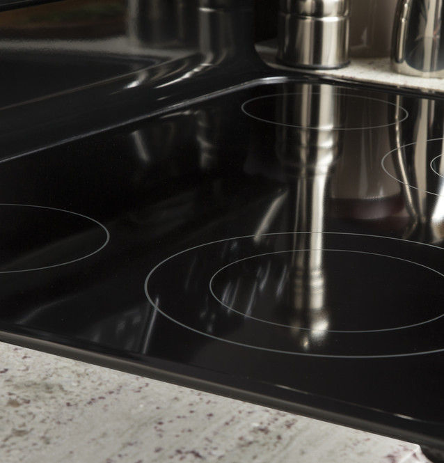 Thumbnail: GE® 30" Free-Standing Electric Range