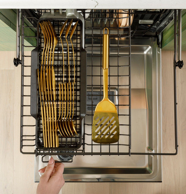 Thumbnail: Café™ CustomFit ENERGY STAR Stainless Interior Smart Dishwasher with Ultra Wash