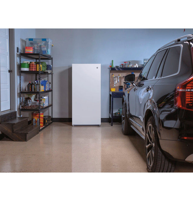 Thumbnail: GE 13.8 cu ft Upright Freezer, FUF14QRRWW