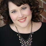 StephanieThorpe2015Headshot.jpeg