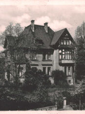 Antikes_Foto_Villa_Thaler_Seitenansicht.jpg