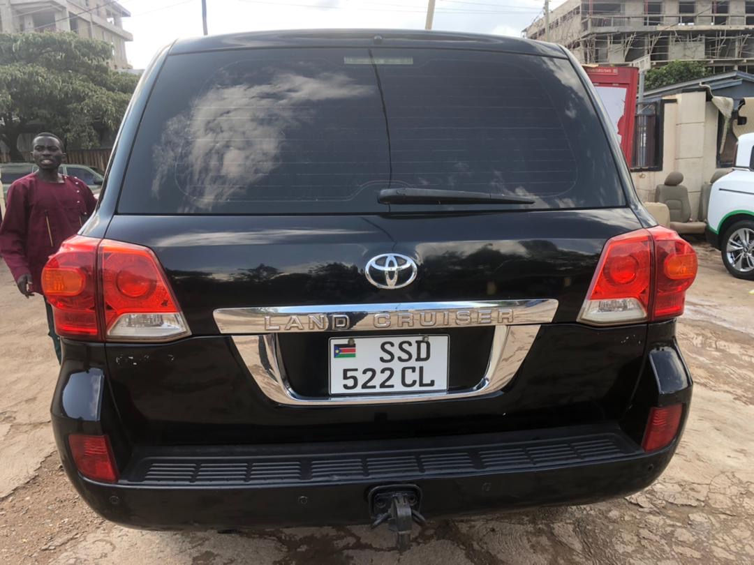 2014 TOYOTA LANDCRUISER