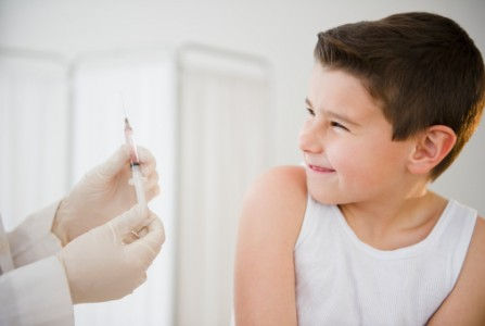 Vacuna contra el virus del papiloma humano en niños de 12 años...