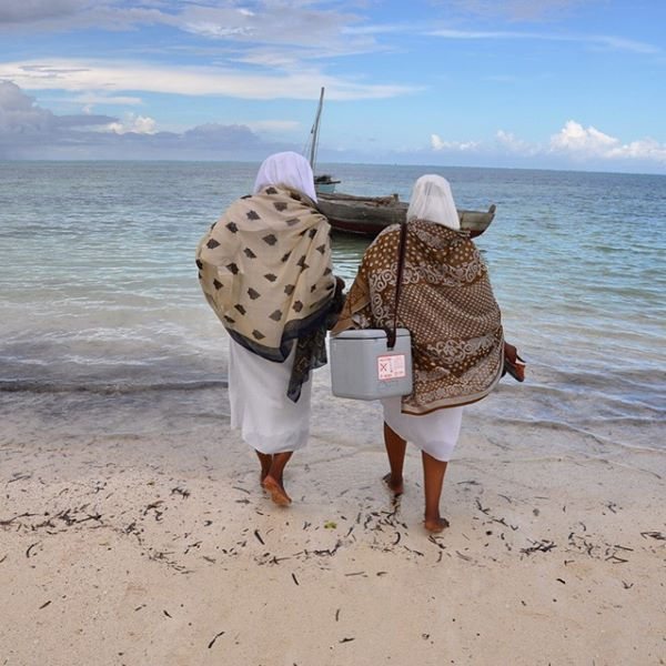 Las vacunas deberían llegar a todos...