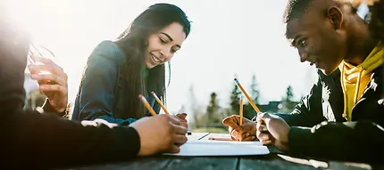 hero_blog_Place-Based-Learning_middle-school_photo_iStock_932401942_RyanJLane.jpg.webp