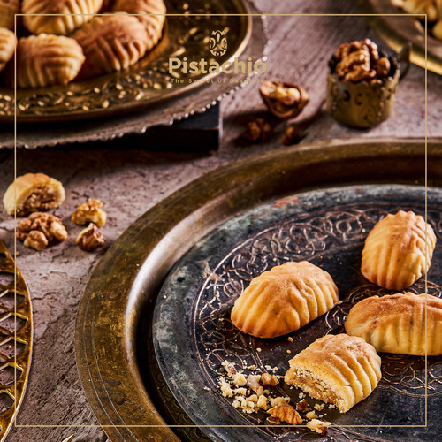 Walnut Maamoul Weight 500 gr Pistachiodsrt