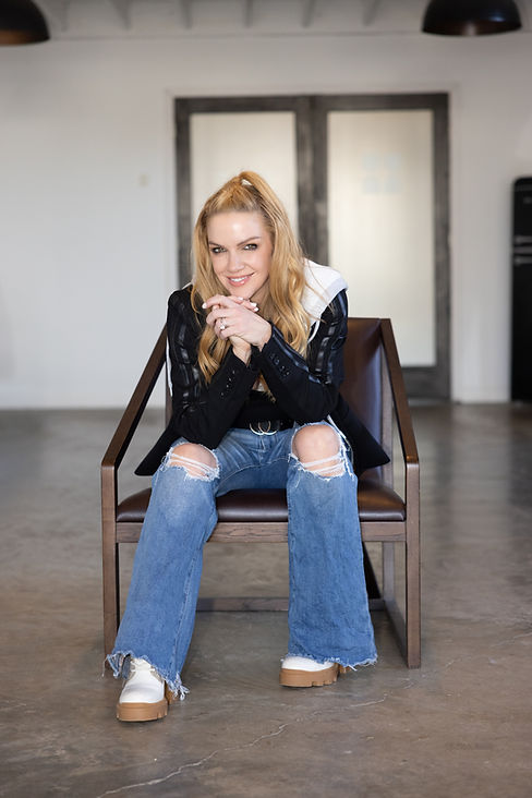 MCI_Corri-6856 - smaller.jpg