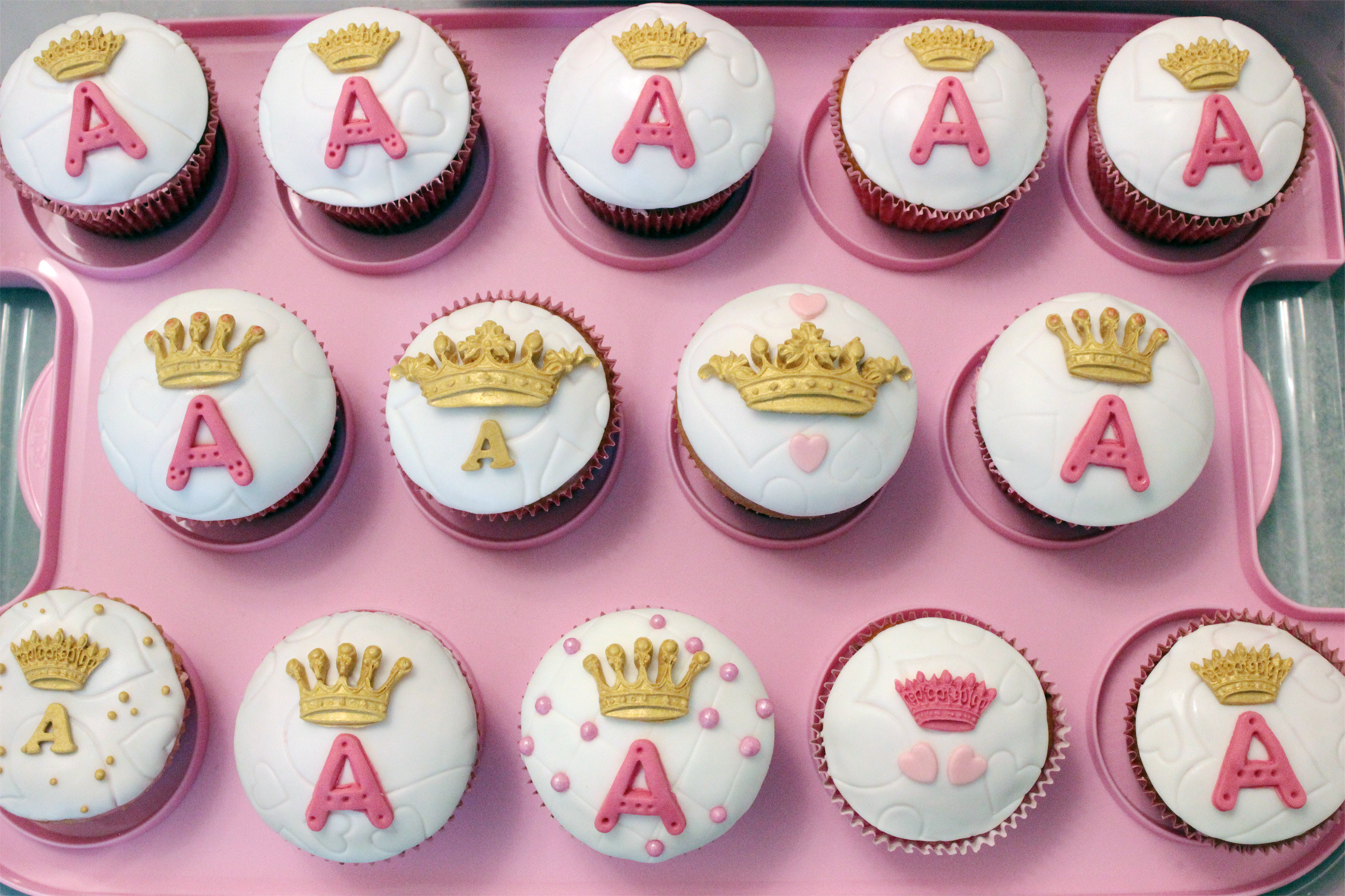 Queen cupcake