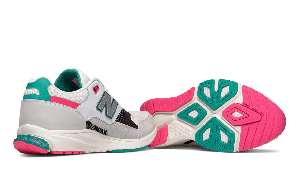 Thumbnail: New Balance 530 Vazee