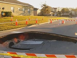 Possible sinkhole blocking 15 homes in Clermont