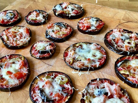 Aubergine pizzas