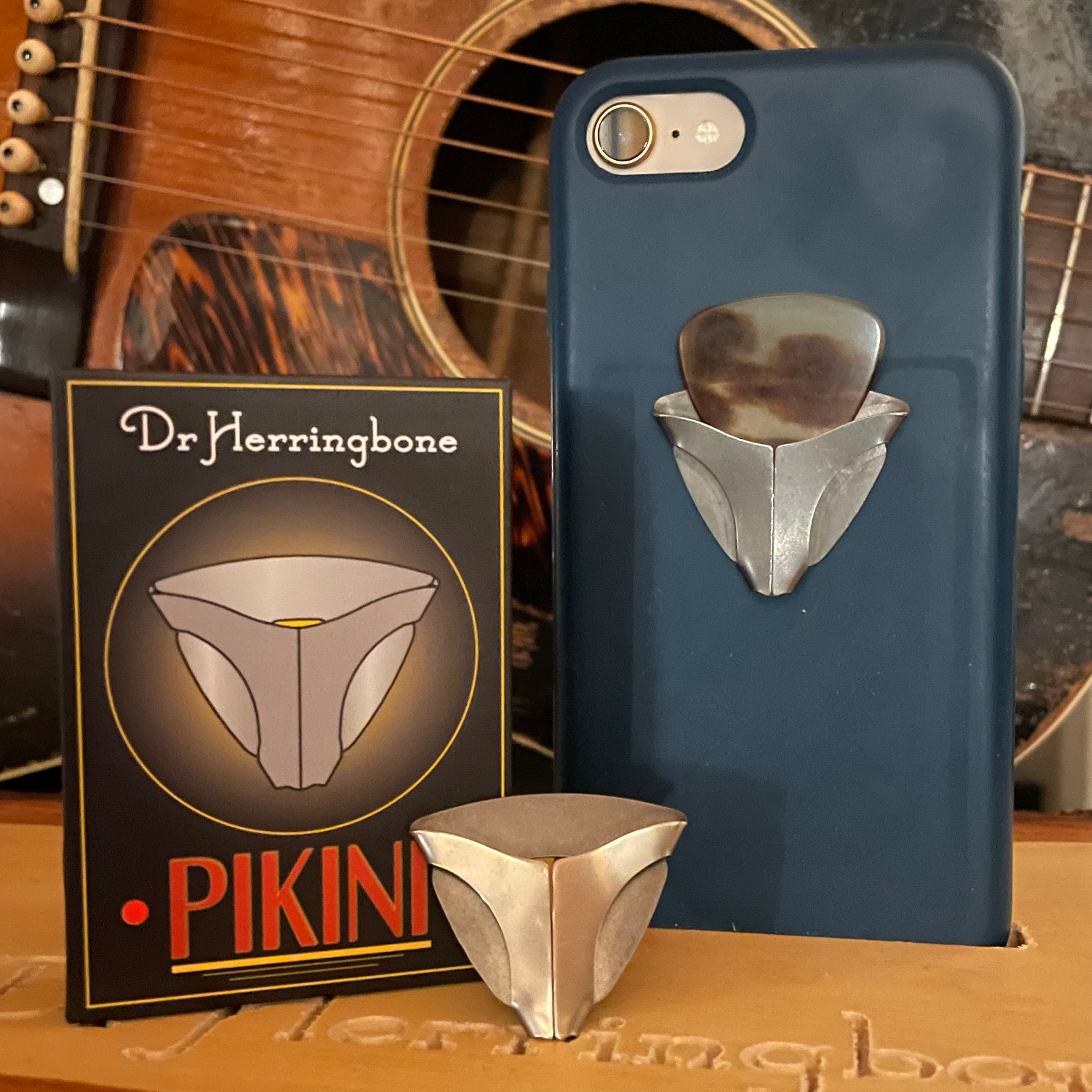 Pikini Pick Holder