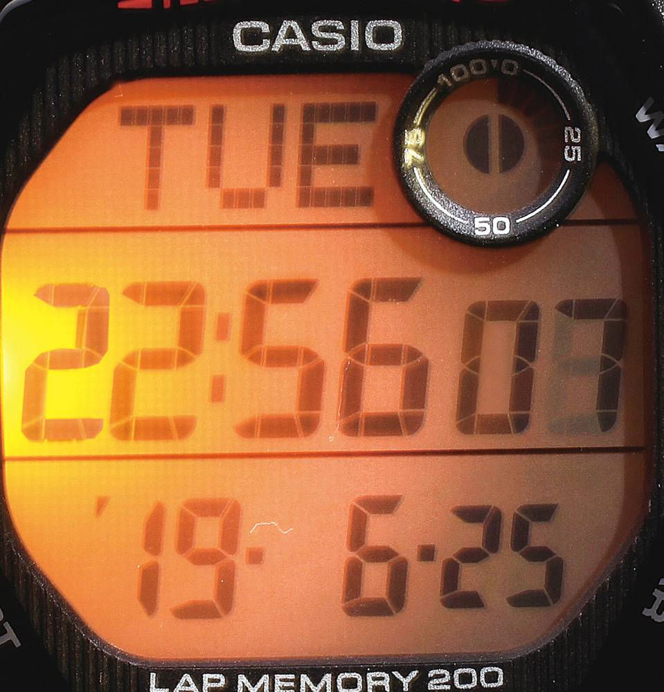 縮圖：Casio 男裝計步器腕錶