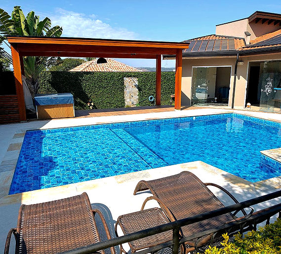 Piscina-de-vinil_edited.jpg