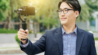 Reeling in Success: How Posting Reels Can Elevate Real Estate Agents' Credibility and Recognition