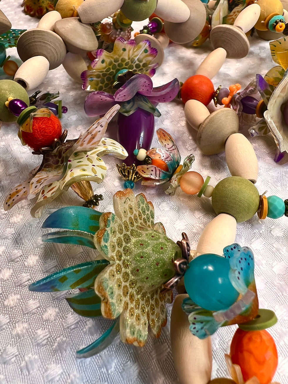 Thumbnail: Shrinkets Garland class and kit -