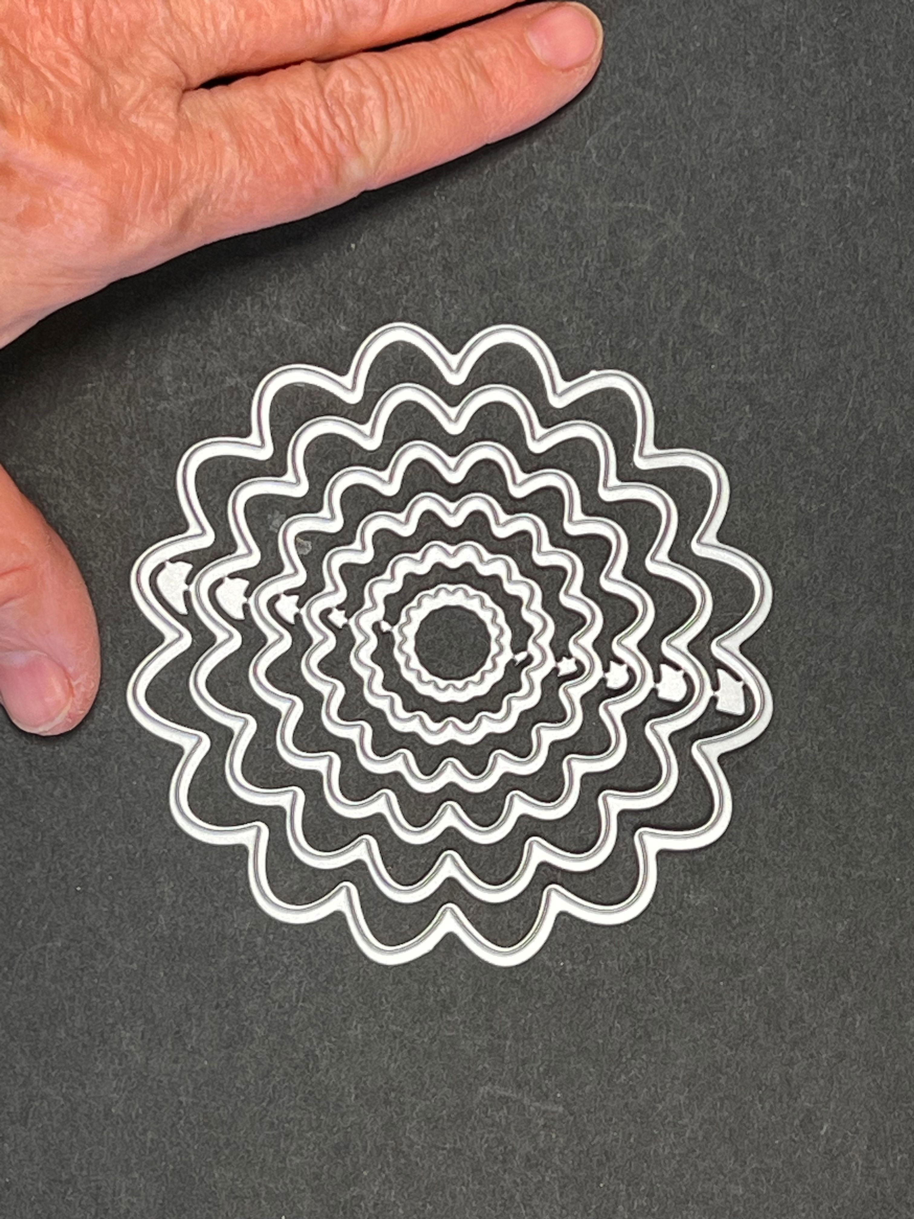 scalloped layering thin metal die cut