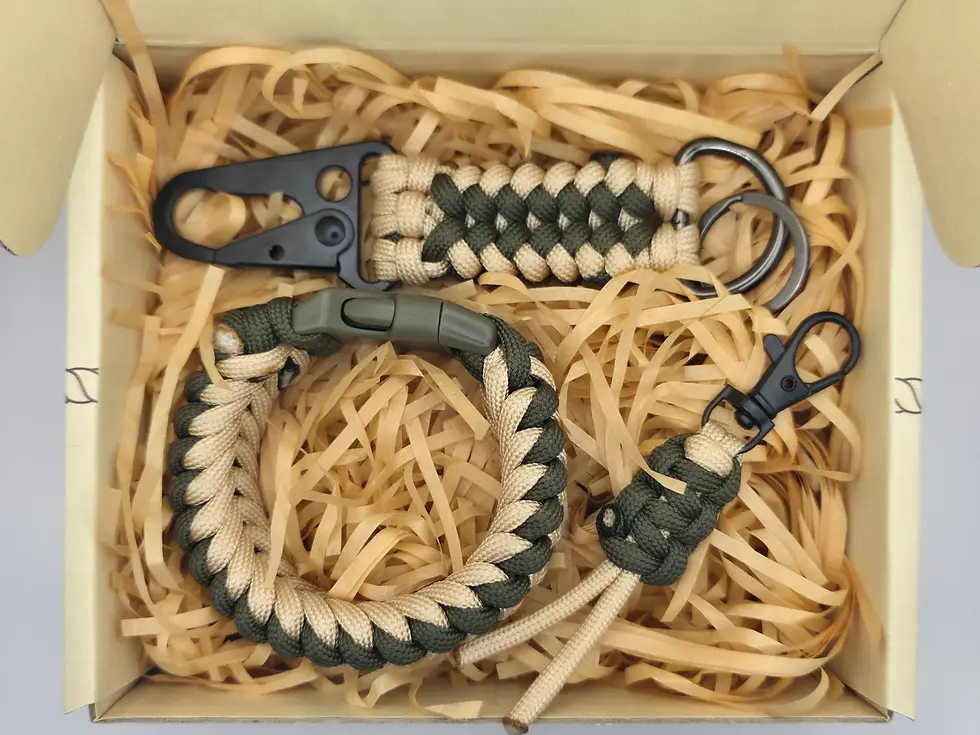 Paracord gift set in Olive Green and Khaki, boxed and gift-ready