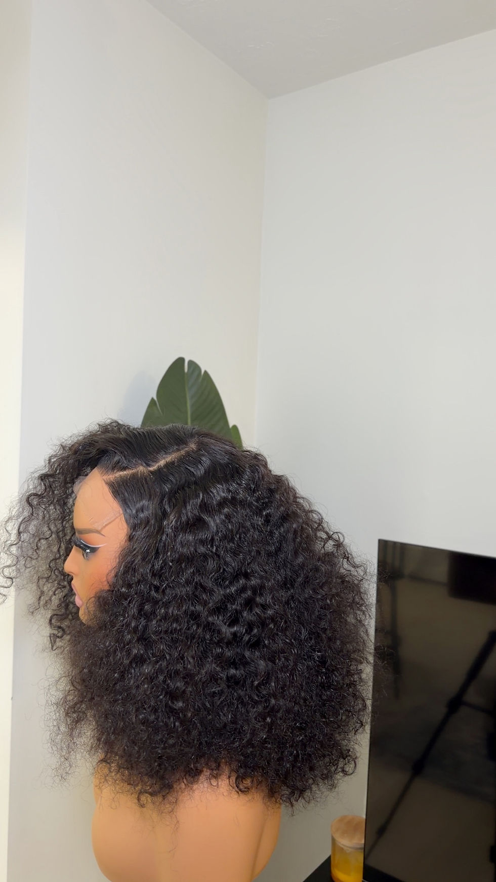 Thumbnail: Soft glam curly