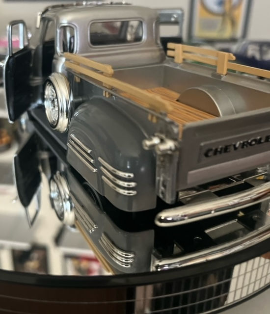 Thumbnail: 1951 CHEVROLET PICKUP TWO-TONE STREET LOWRIDER- SILVER-GREY