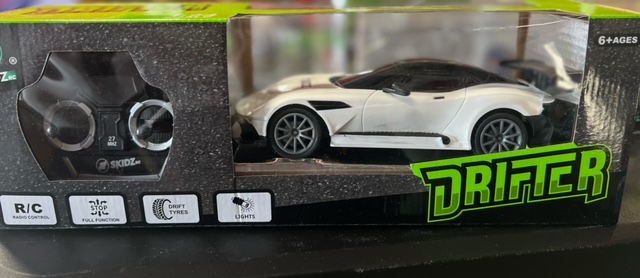 Thumbnail: RC White Drifter Car
