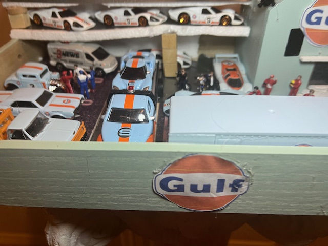 Thumbnail: GULF SHOWCASE DISPLAY DIORAMA