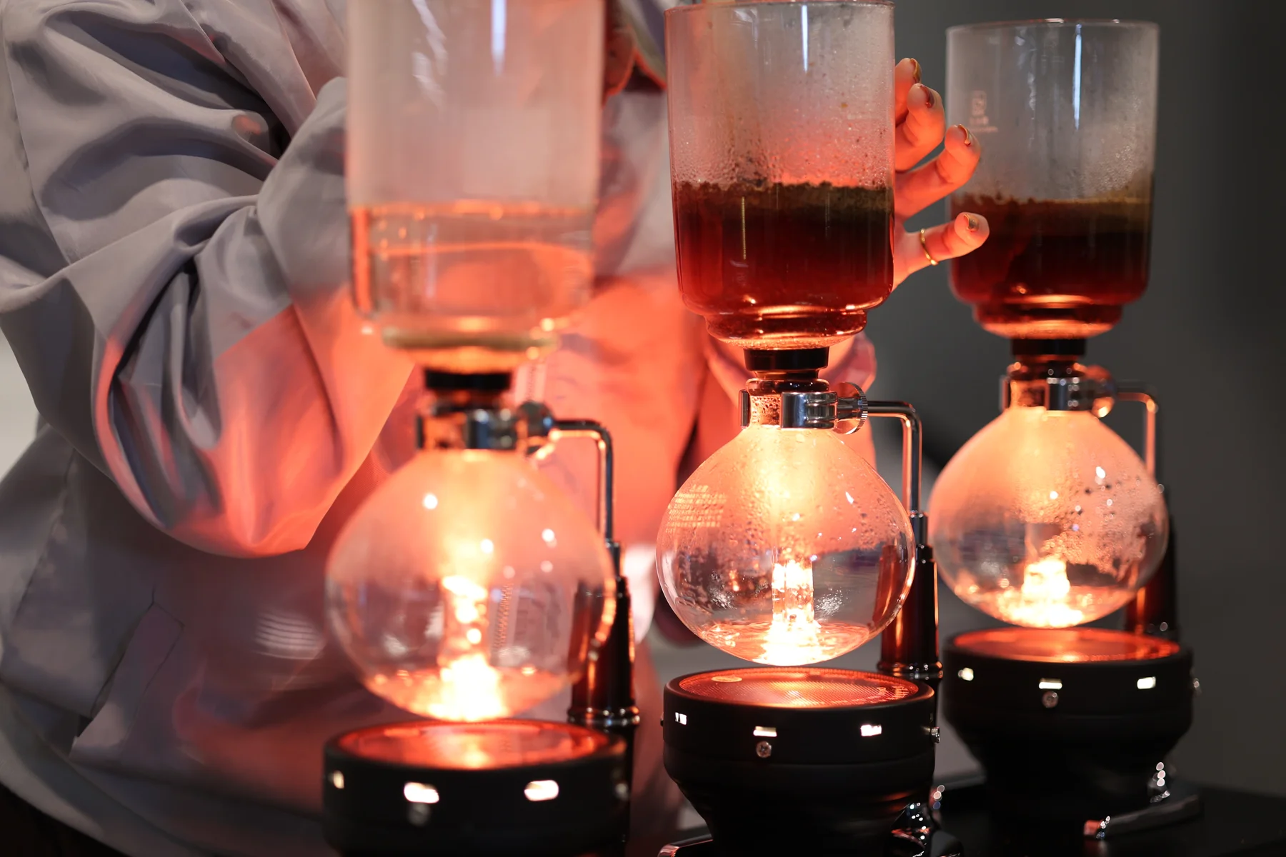 Siphon brewing equipment during a class