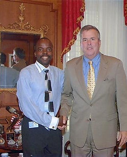 Hon. Governor John E Bush (Jeb).jpg