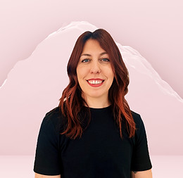 foto perfil profesional de Vanessa estilista de la peluqueria cap wellness lounge