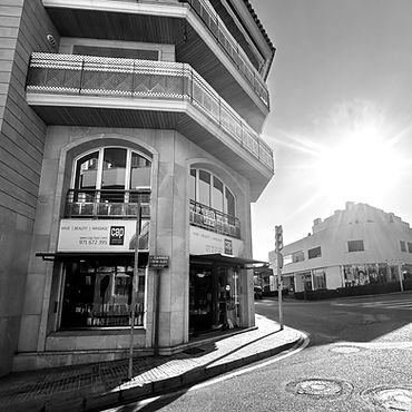 foto profesional del salon y peluqueria cap wellness lounge en puerto de andratx, mallorca