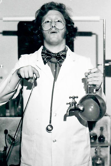 Prof Quay - Astonished Look - w Flask w Faucet - 1.jpg