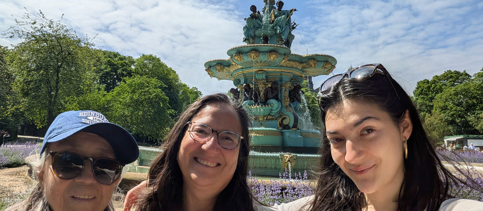 Saturday Summary - Week 30 - Redwoods, Edinburgh & the Reunited in the bus adventure