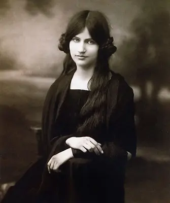 1Modjeanne_hebuterne.webp