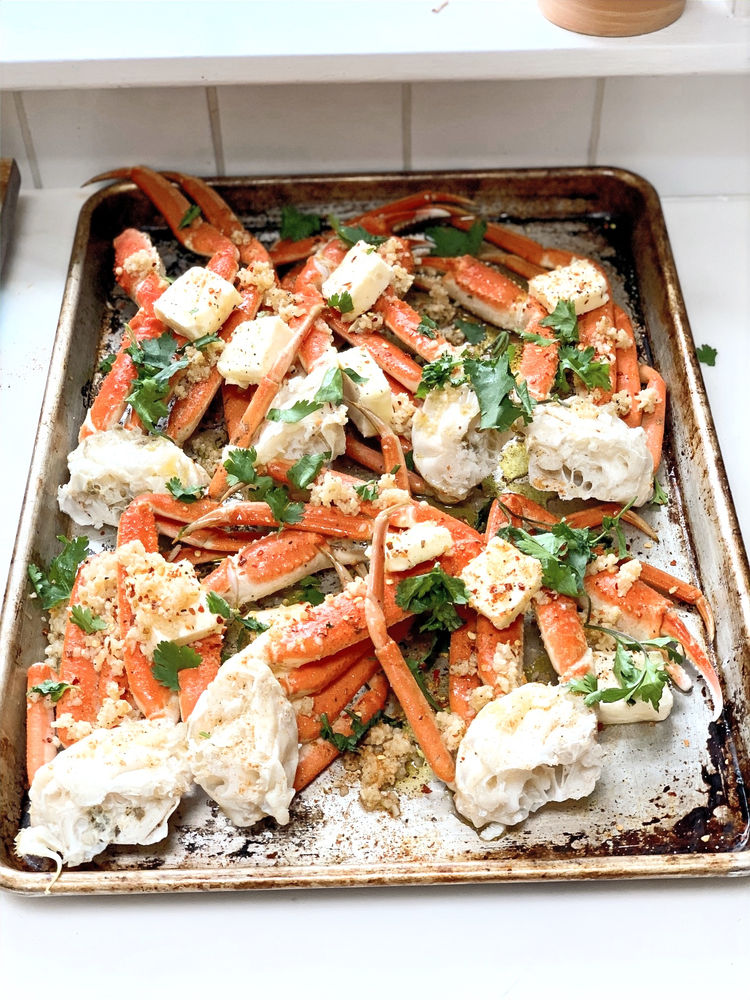 Spicy Garlic Crabs Legs