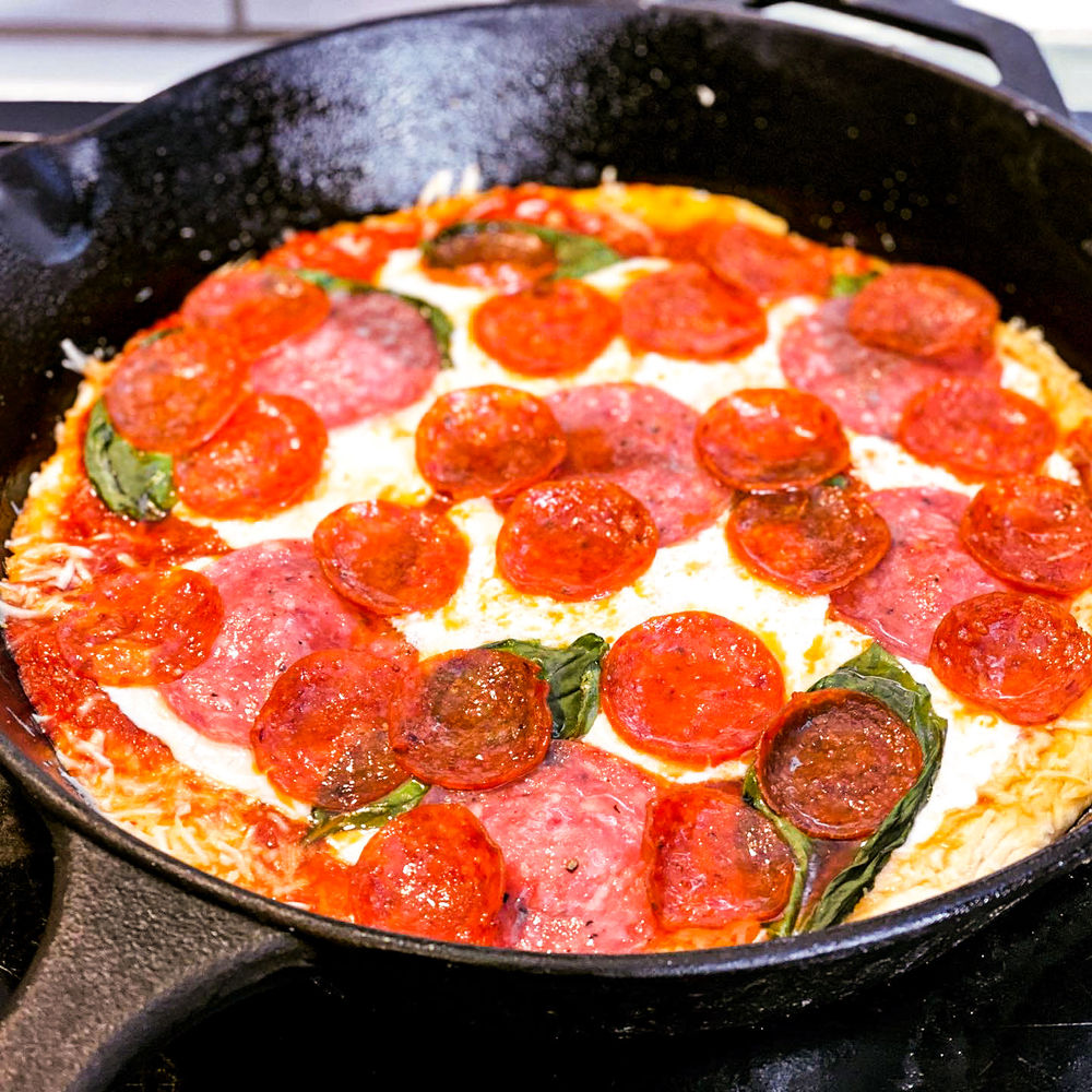 How to Make Cast Iron Skillet Pizza
