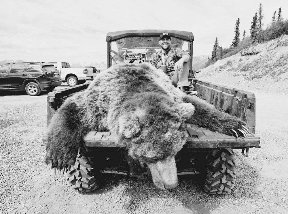 Long Distance Bears Friends Endure Long Waits to Tag 2 Alaskan Bears