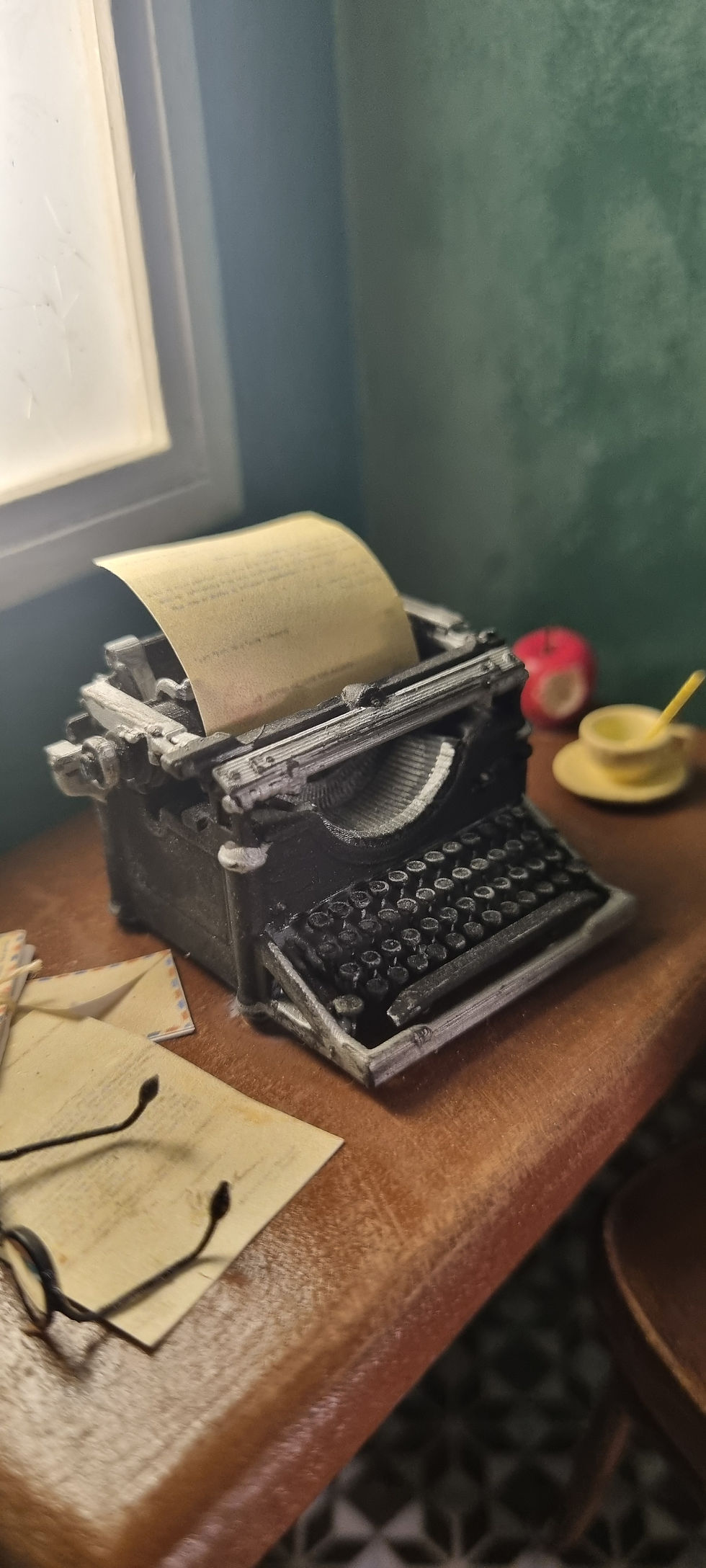 Thumbnail: The old typewritter 