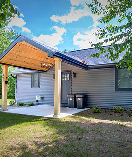 Cottagefront1.jpg