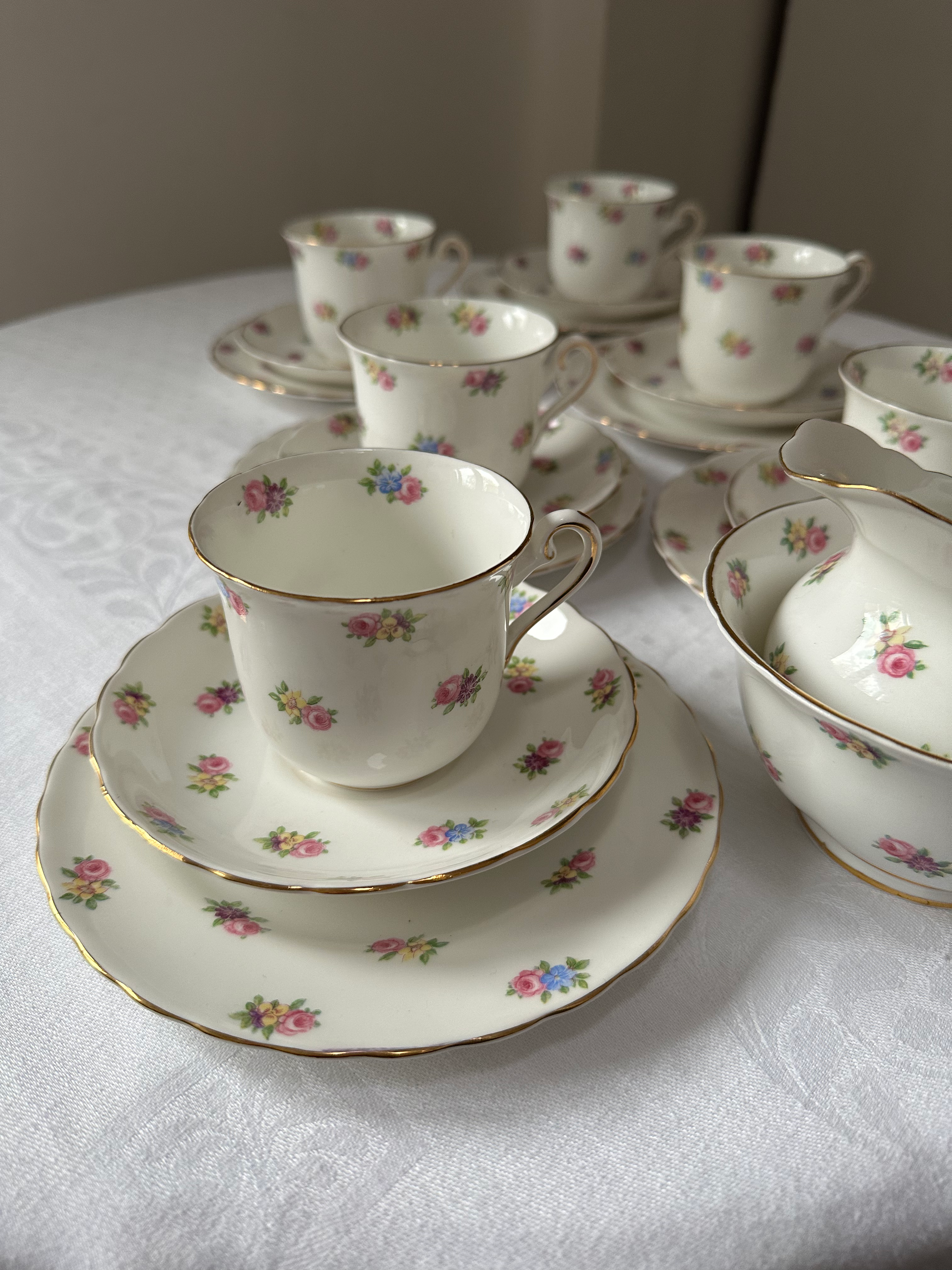 Tuscan 'Roses" Tea Set