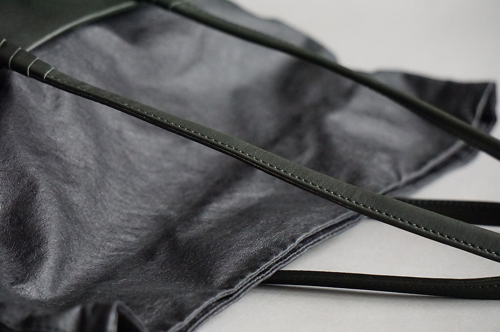 サムネイル： cornelian taurus  Ogata Tote S (Black,Green)